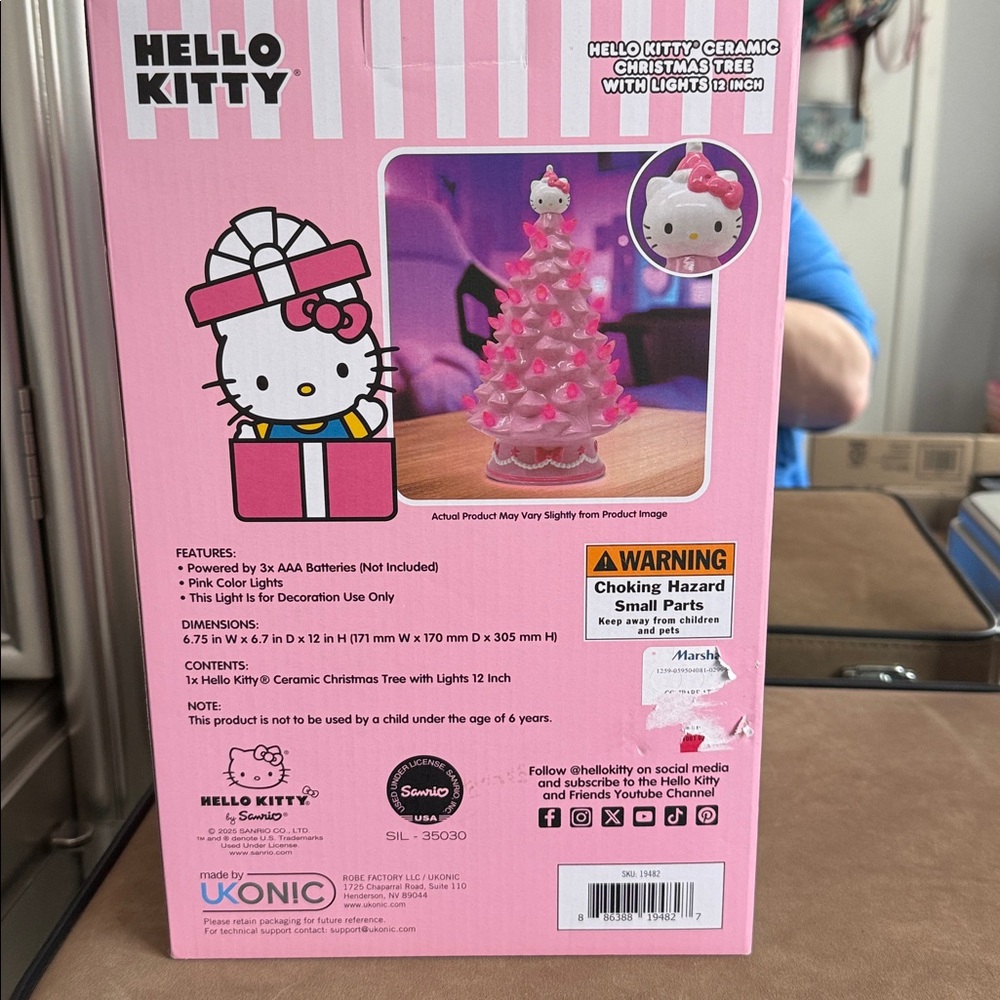 Hello Kitty 12 inch Pink Ceramic Tree with Lights - Picture 3 of 3